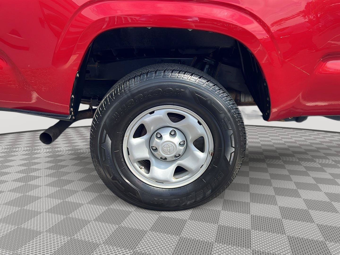 Used 2020 Toyota Tacoma SR w/ SR Convenience Package AWD/4WD image 11