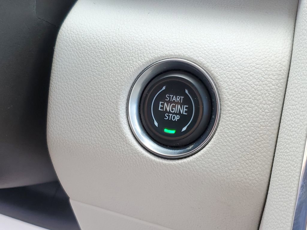 Used 2024 GMC Acadia Denali w/ Super Cruise Package AWD/4WD image 17
