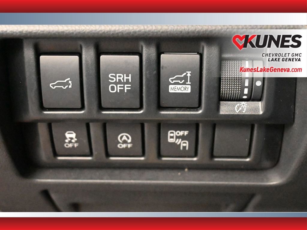 Used 2024 Subaru Forester Limited AWD/4WD image 33