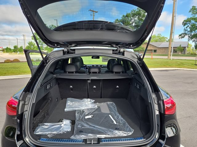 New 2026 Mercedes-Benz GLC 300 4MATIC image 29