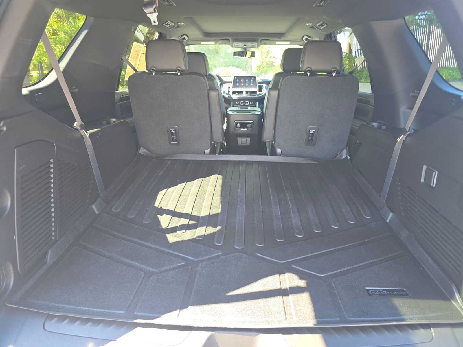 Used 2021 Chevrolet Tahoe LT AWD/4WD image 14