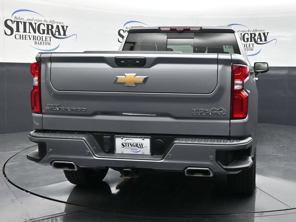 Certified 2024 Chevrolet Silverado 1500 High Country w/ Technology Package AWD/4WD image 8