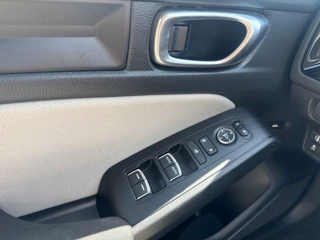 Used 2023 Honda Civic LX image 17