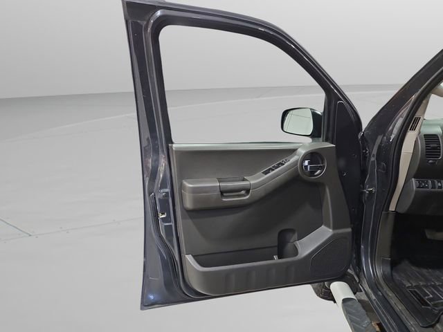 Used 2013 Nissan Xterra PRO-4X AWD/4WD image 27