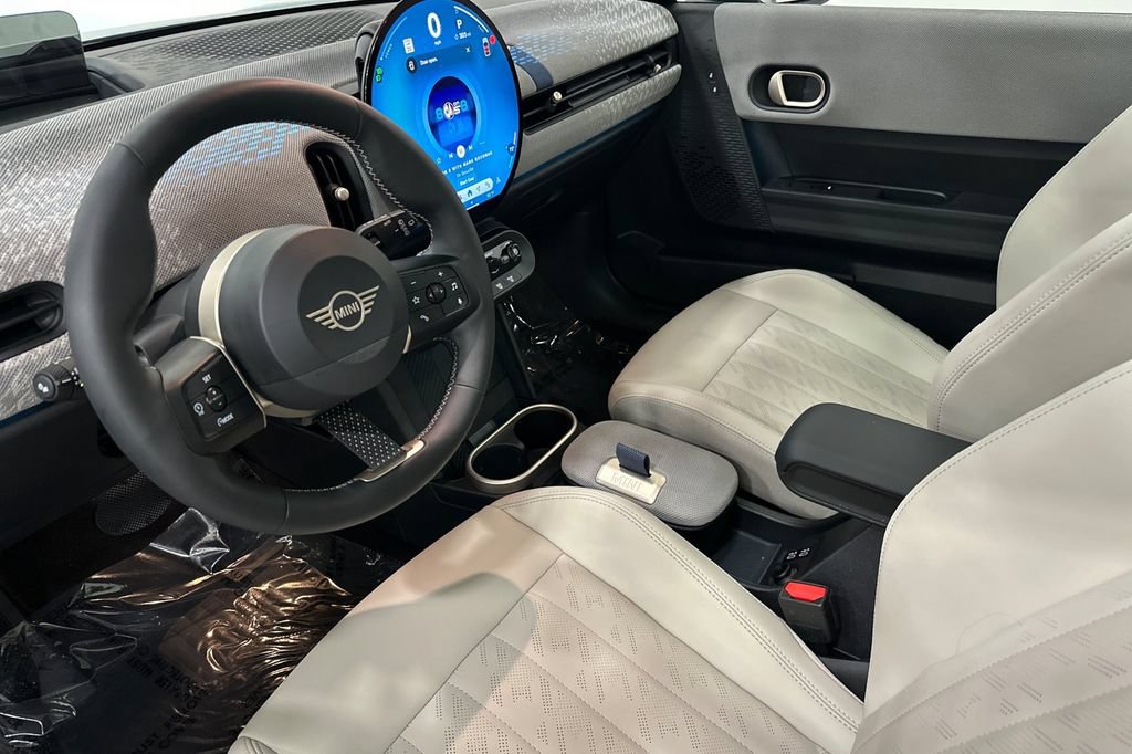 Used 2025 MINI Cooper S FWD image 10