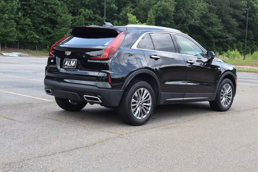 Used 2025 Cadillac XT4 Premium Luxury FWD image 5