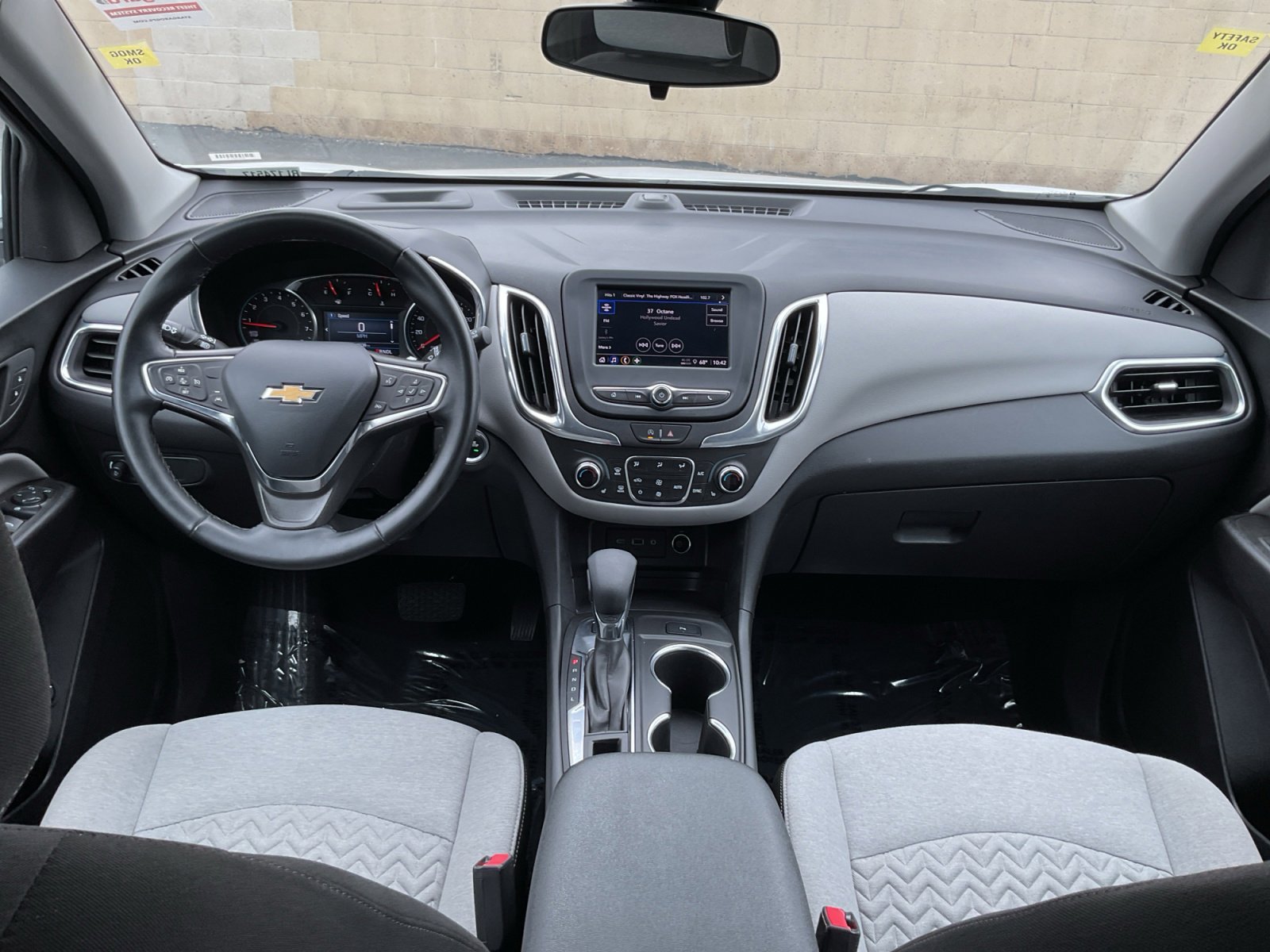 Used 2024 Chevrolet Equinox LT image 18