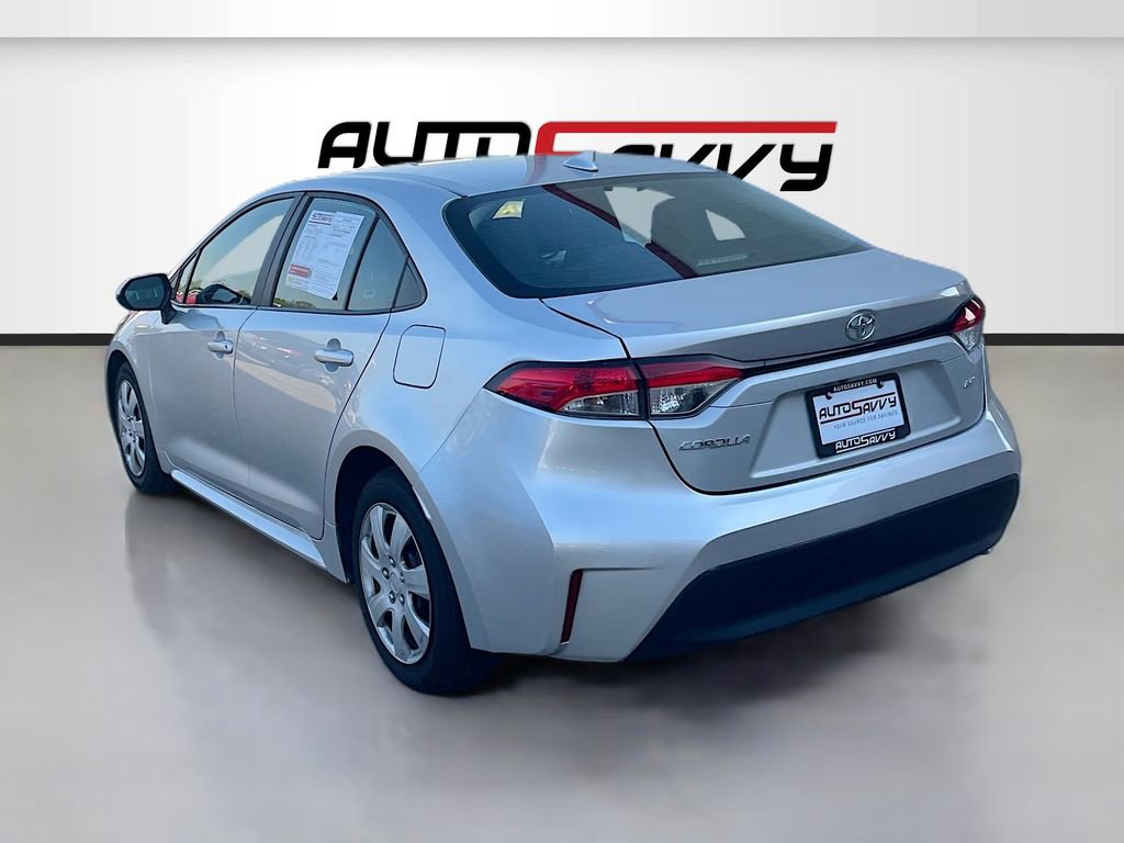 Used 2024 Toyota Corolla LE image 5