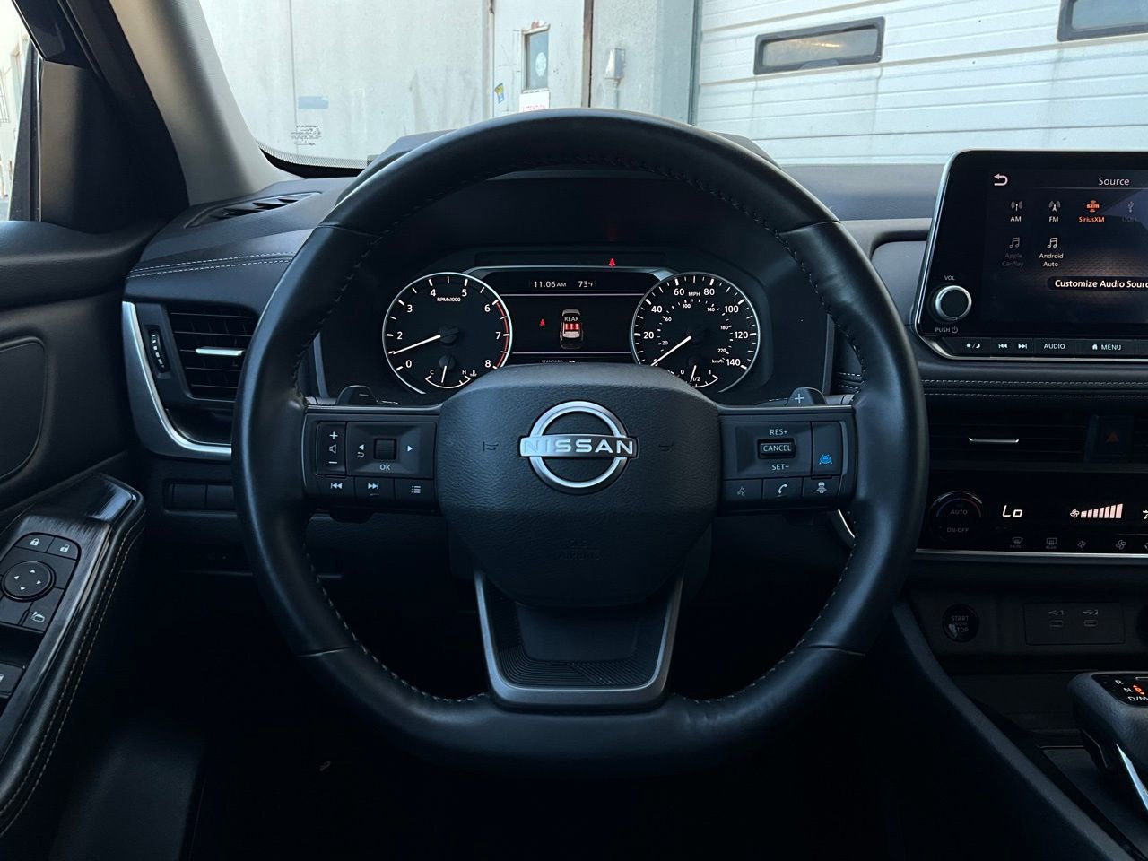 Used 2025 Nissan Rogue SV FWD image 32