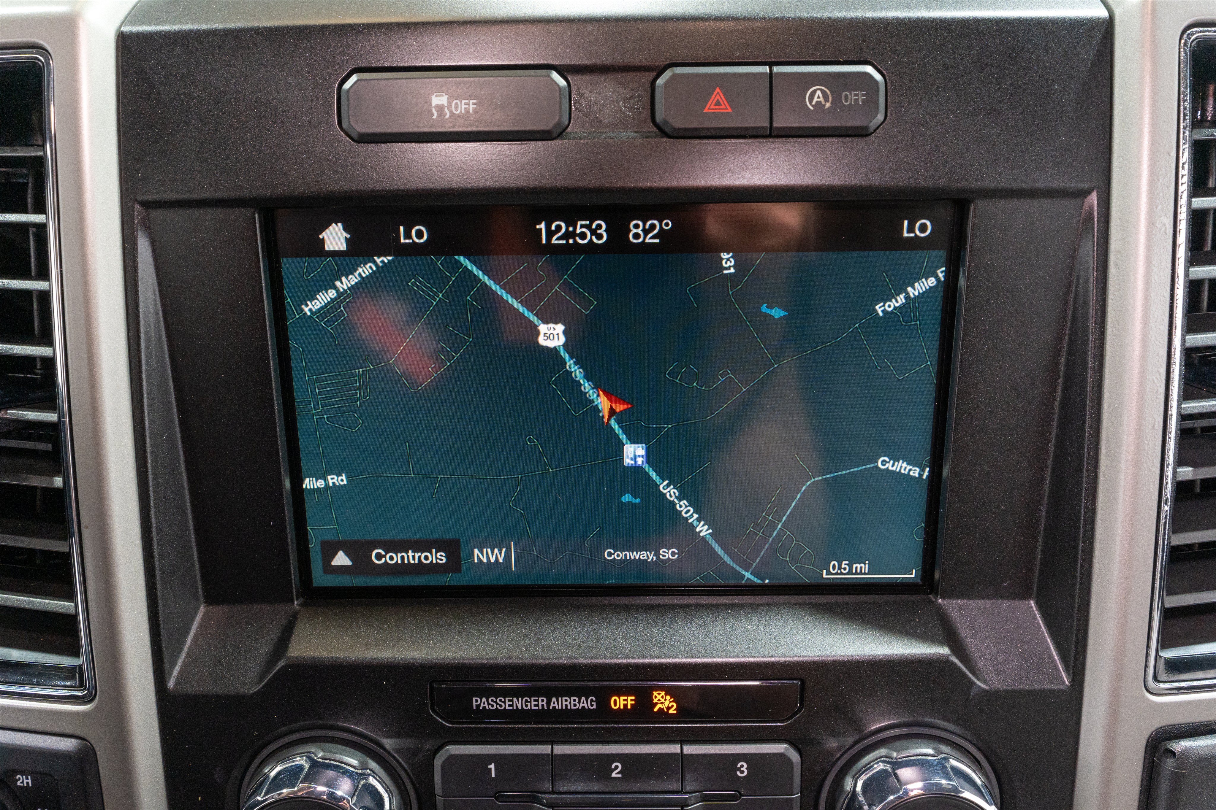 Used 2018 Ford F150 Lariat AWD/4WD image 19