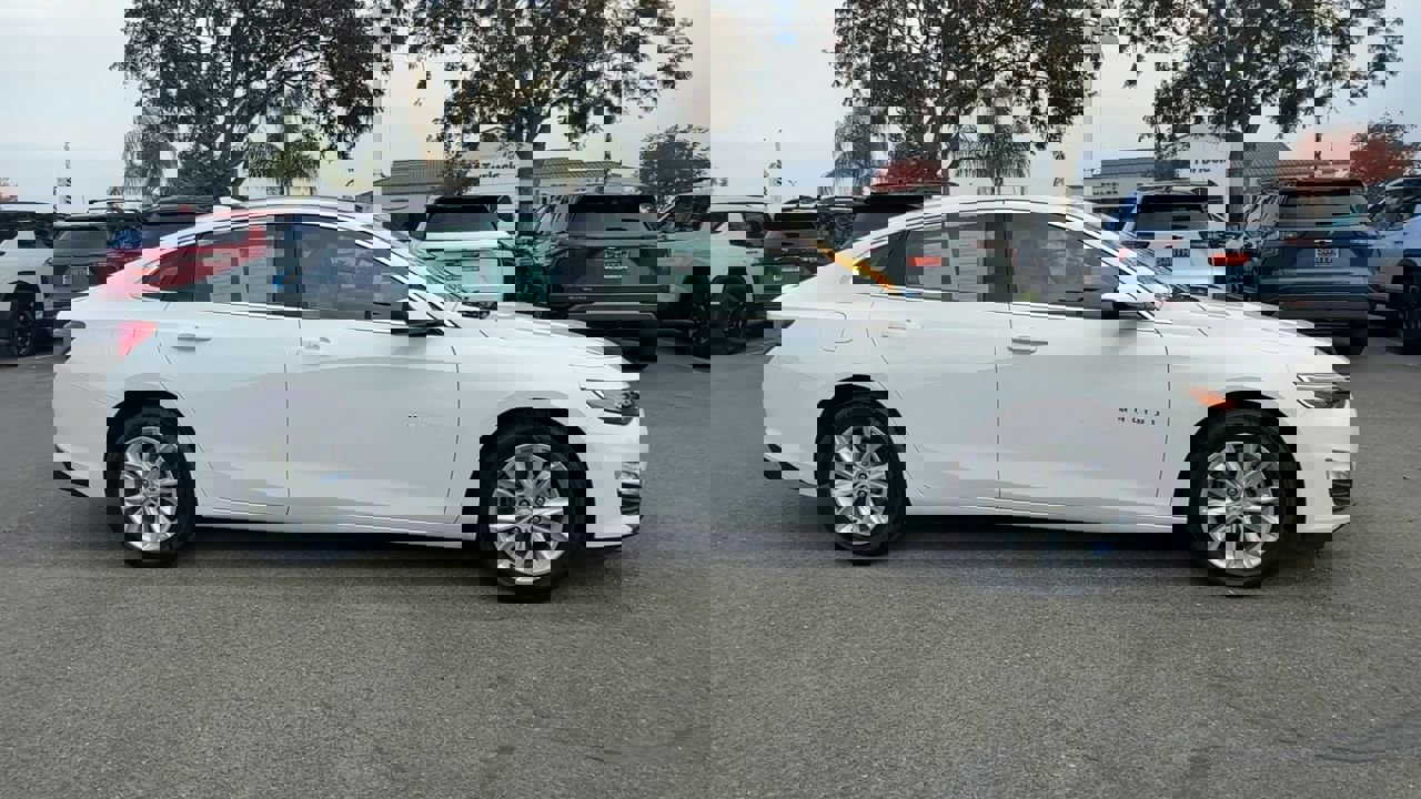 Used 2024 Chevrolet Malibu LT image 8