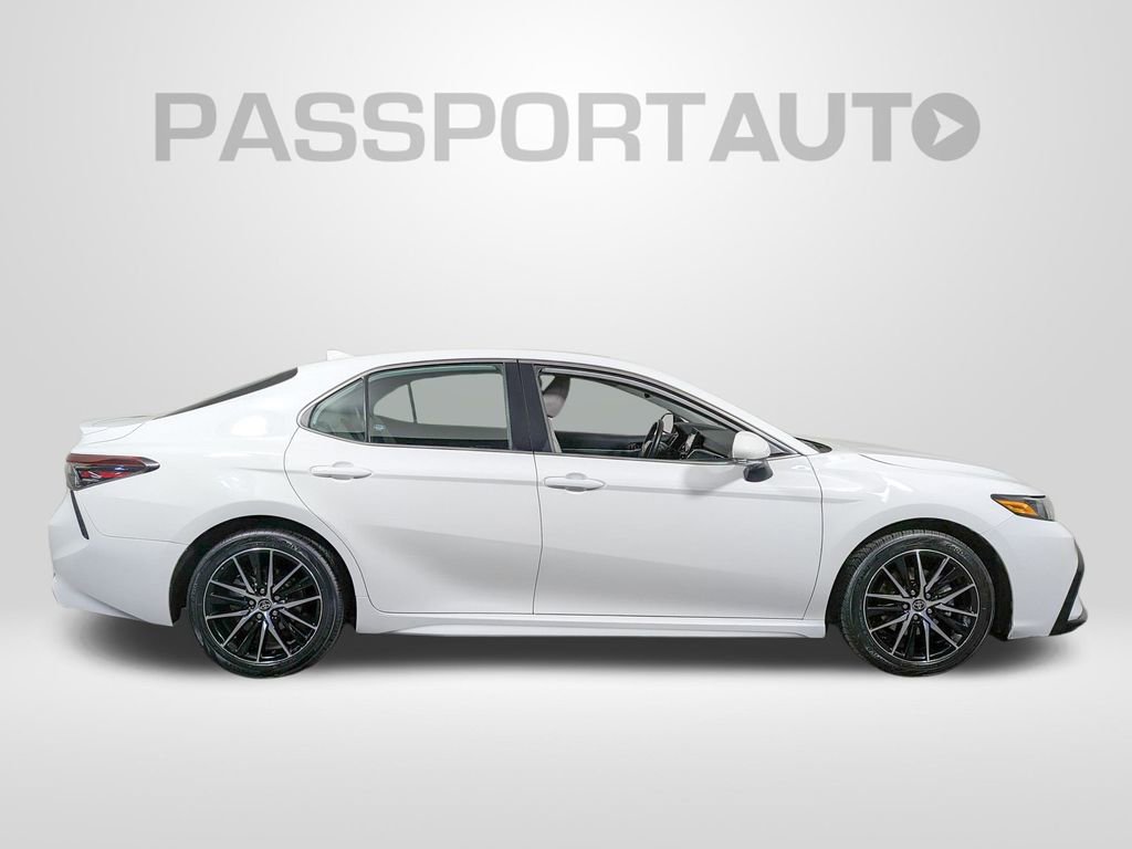 Certified 2023 Toyota Camry SE image 9