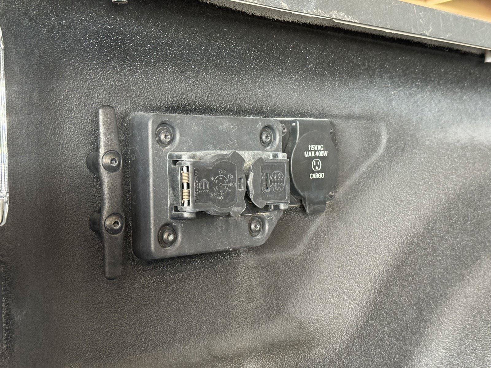 Used 2025 RAM 3500 Longhorn AWD/4WD image 40