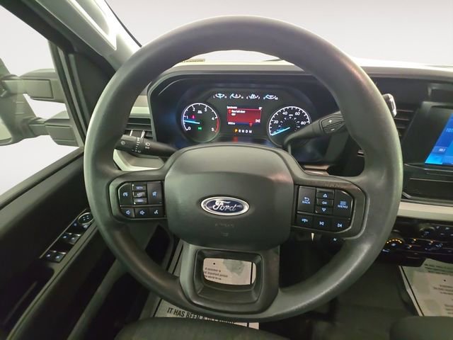 Certified 2023 Ford F350 XL w/ Snow Plow/Camper Package AWD/4WD image 12