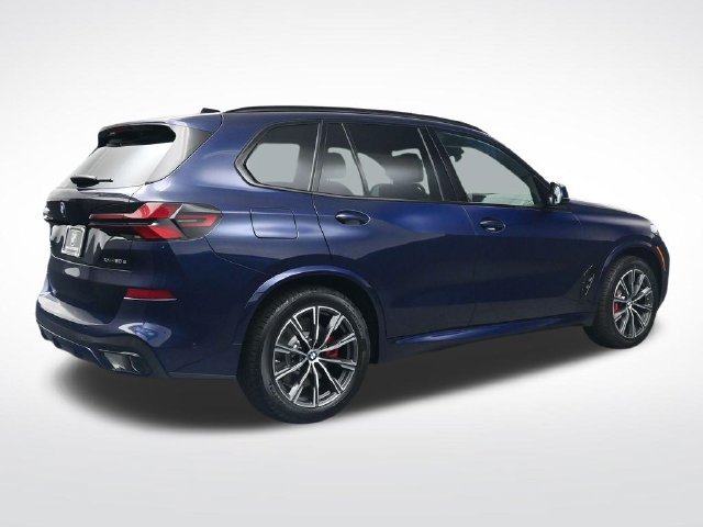 New 2026 BMW X5 xDrive50e w/ M Sport Package AWD/4WD image 4
