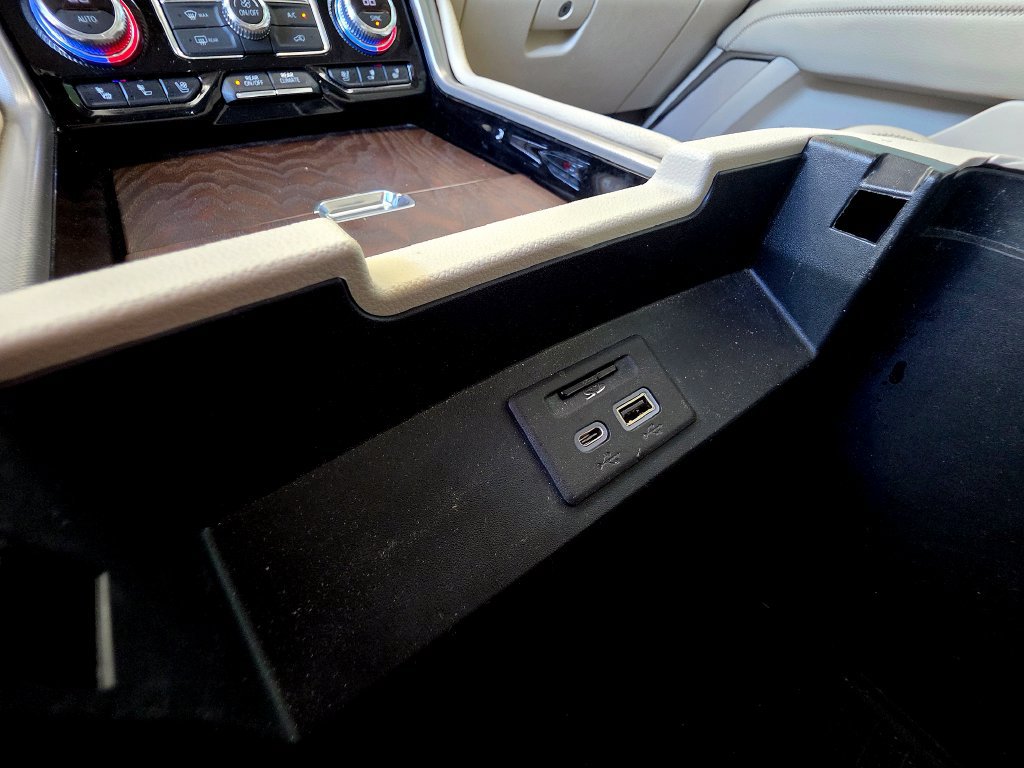 Used 2021 GMC Yukon Denali AWD/4WD image 48