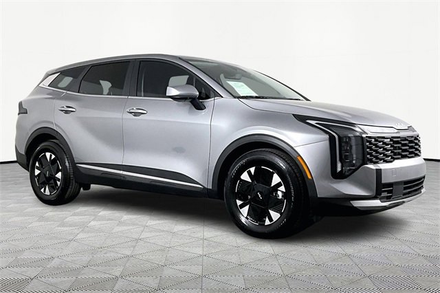 Certified 2026 Kia Sportage LX image 3