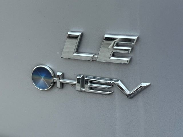 Used 2025 Toyota RAV4 LE image 12