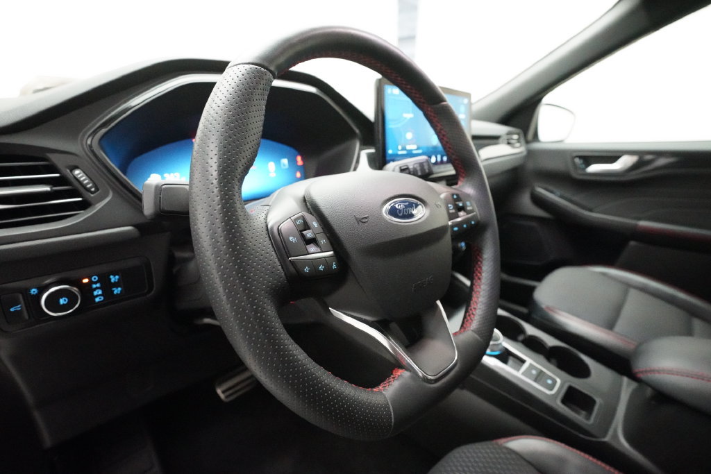 Used 2024 Ford Escape ST-Line Select AWD/4WD image 8