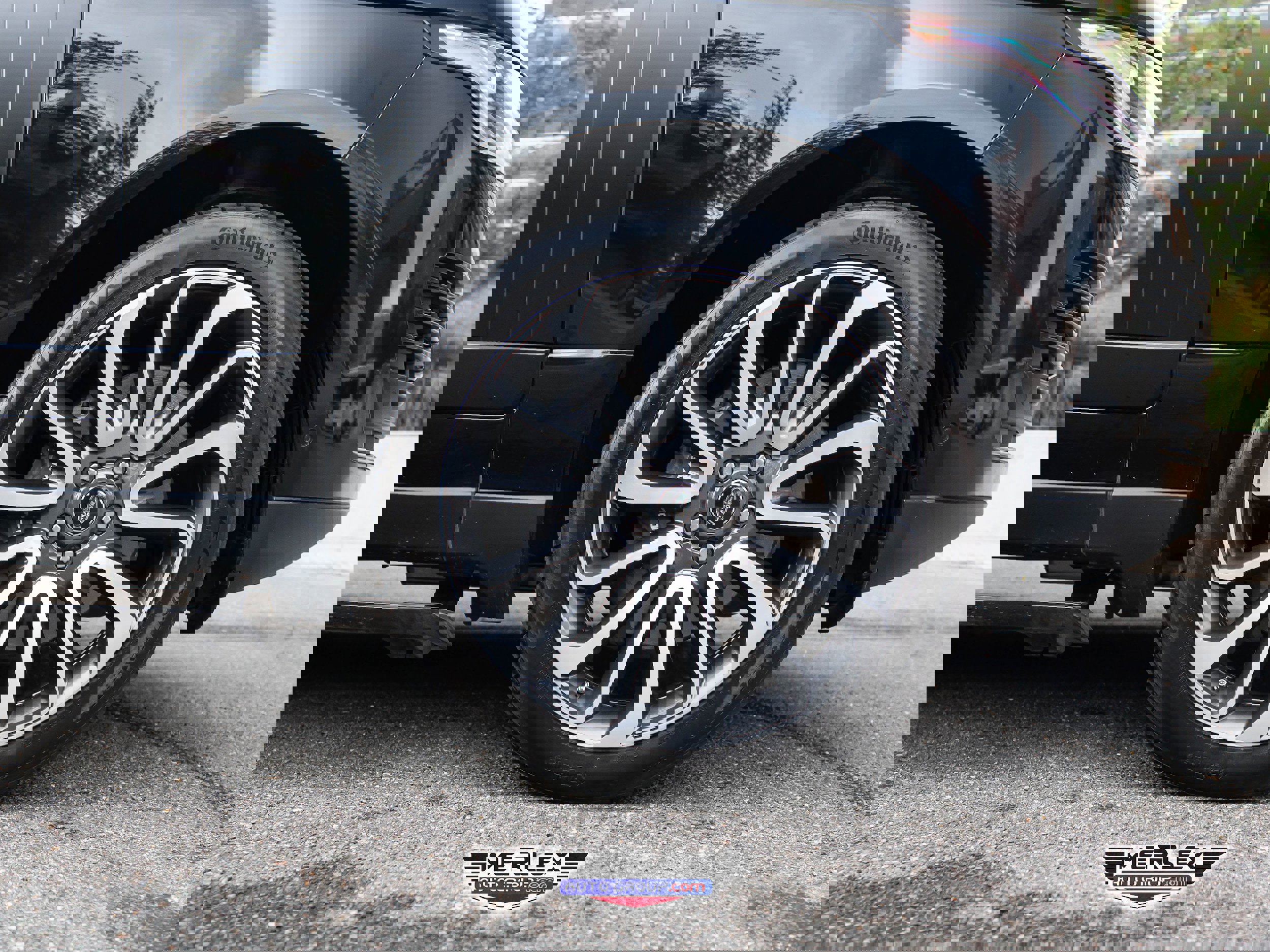 Used 2020 Land Rover Range Rover Autobiography image 10