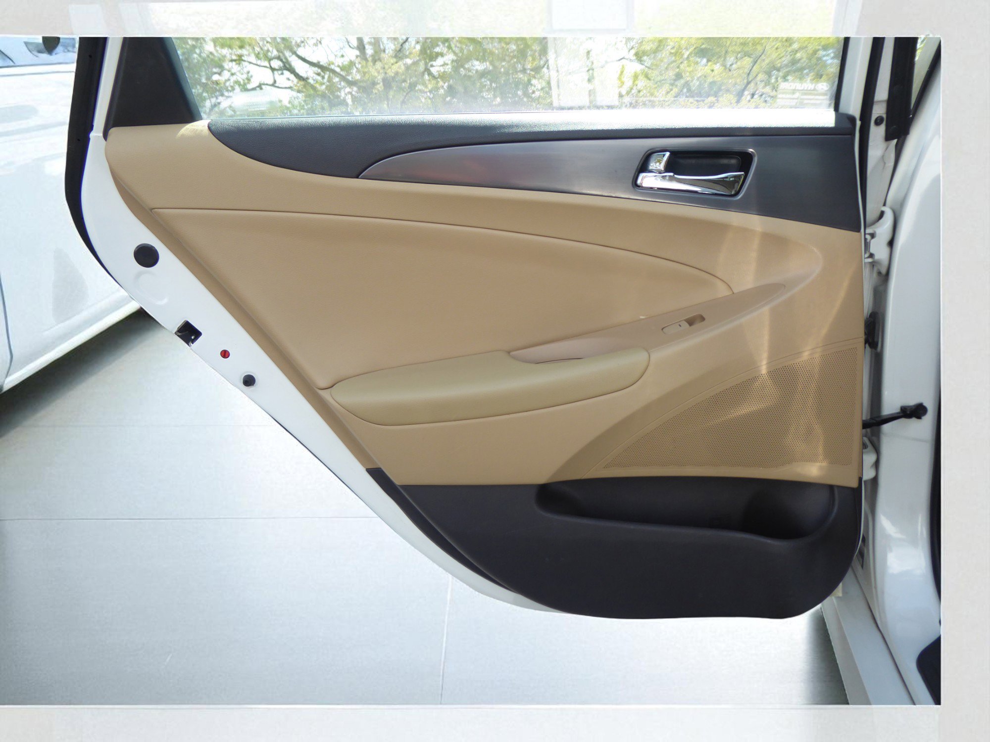 Used 2015 Hyundai Sonata Hybrid image 21