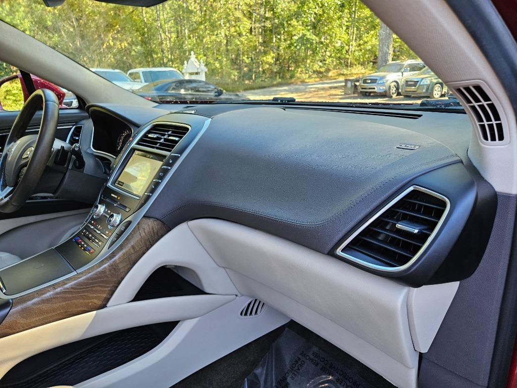 Used 2016 Lincoln MKX Reserve w/ Technology Package AWD/4WD image 45