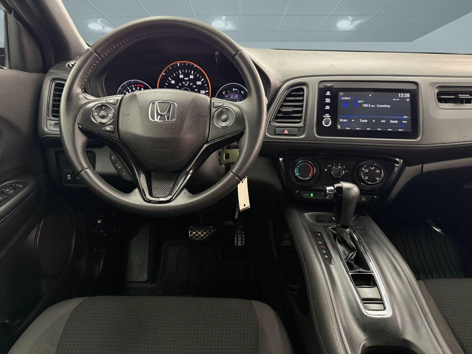 Used 2019 Honda HR-V Sport image 25