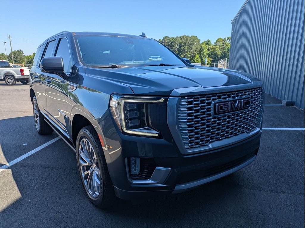 Used 2021 GMC Yukon Denali w/ Denali Ultimate Package AWD/4WD image 4