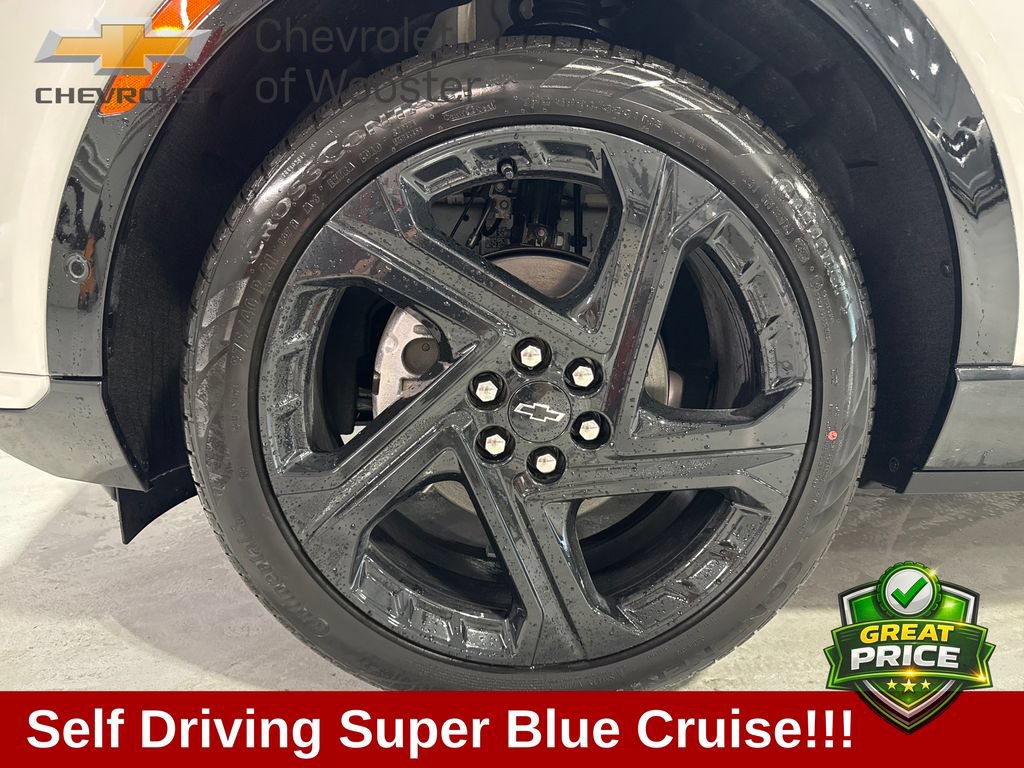 New 2025 Chevrolet Equinox EV RS w/ Active Safety Package 3 AWD/4WD image 47