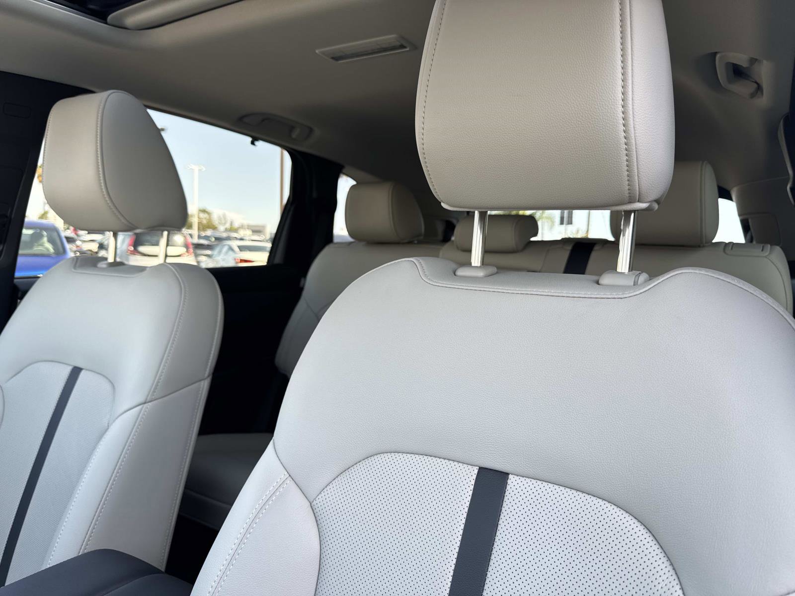 Used 2025 MAZDA CX-90 Plug-In Hybrid w/ Preferred image 15