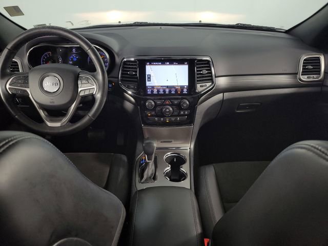 Used 2020 Jeep Grand Cherokee Altitude AWD/4WD image 25