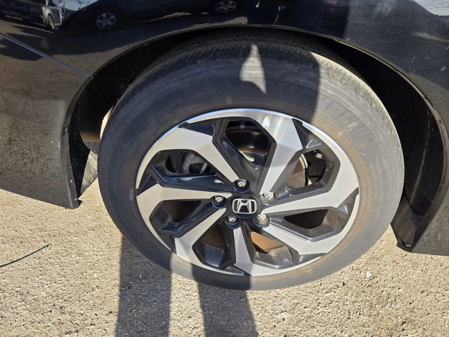 Used 2016 Honda Accord EX image 30