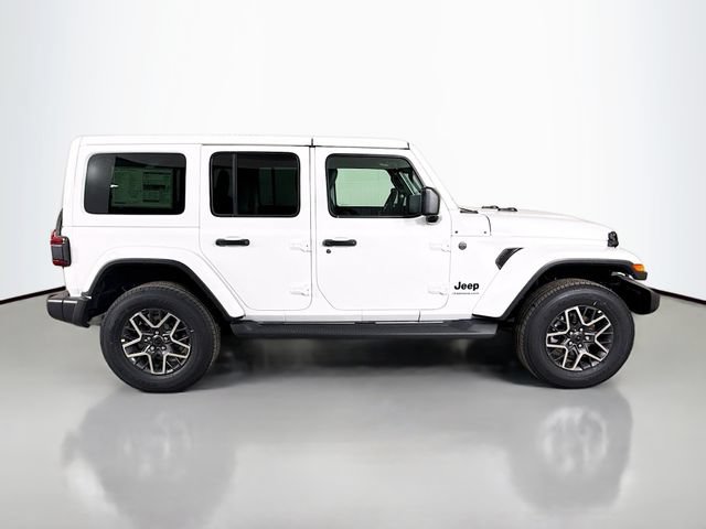 New 2026 Jeep Wrangler Unlimited Sahara AWD/4WD image 8