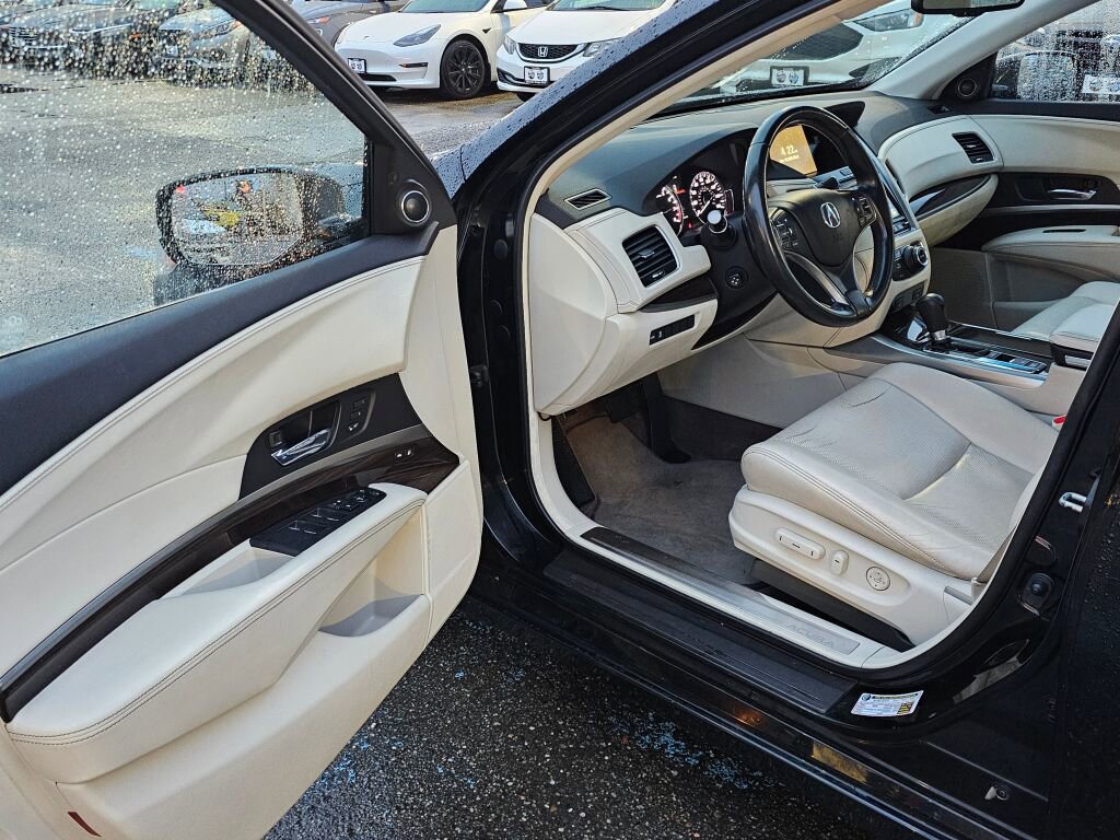 Used 2014 Acura RLX w/ Technology Package image 17