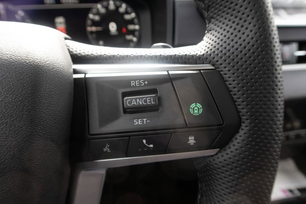 New 2025 Mitsubishi Outlander 4WD Plug-In Hybrid image 33