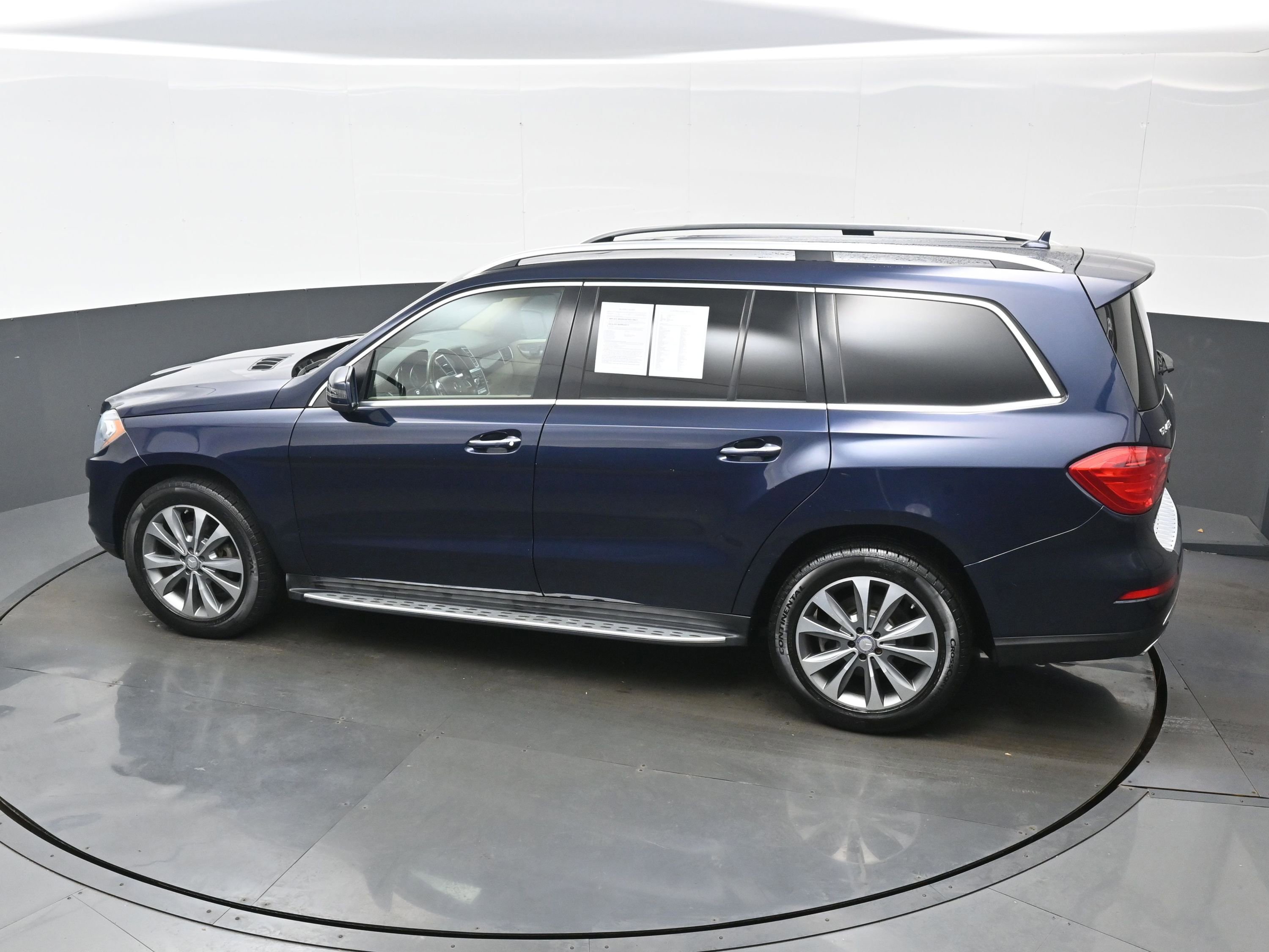 Used 2016 Mercedes-Benz GL 450 4MATIC image 33