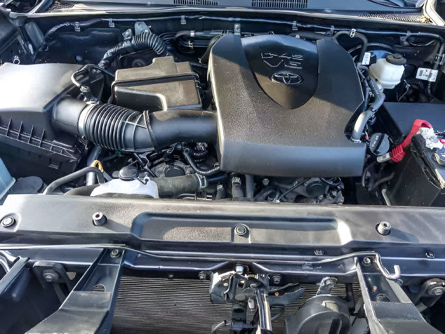 Used 2023 Toyota Tacoma Limited AWD/4WD image 32