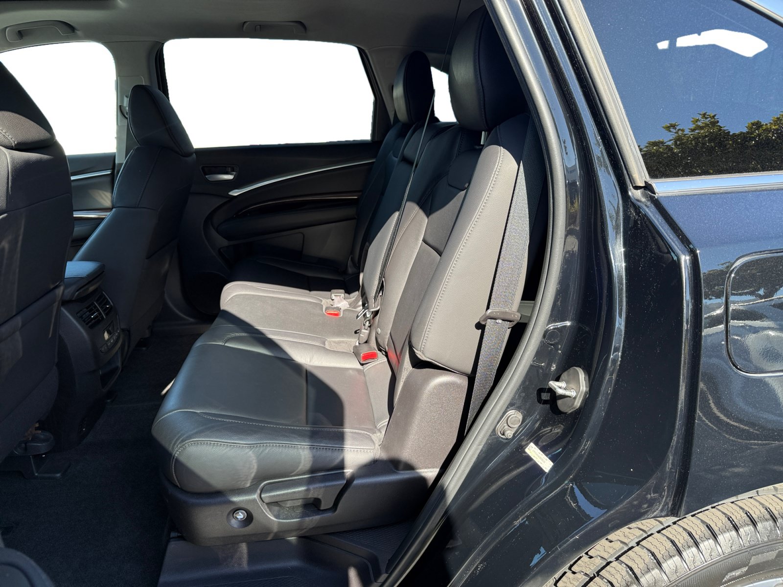Used 2016 Acura MDX SH-AWD w/ Technology Package image 16