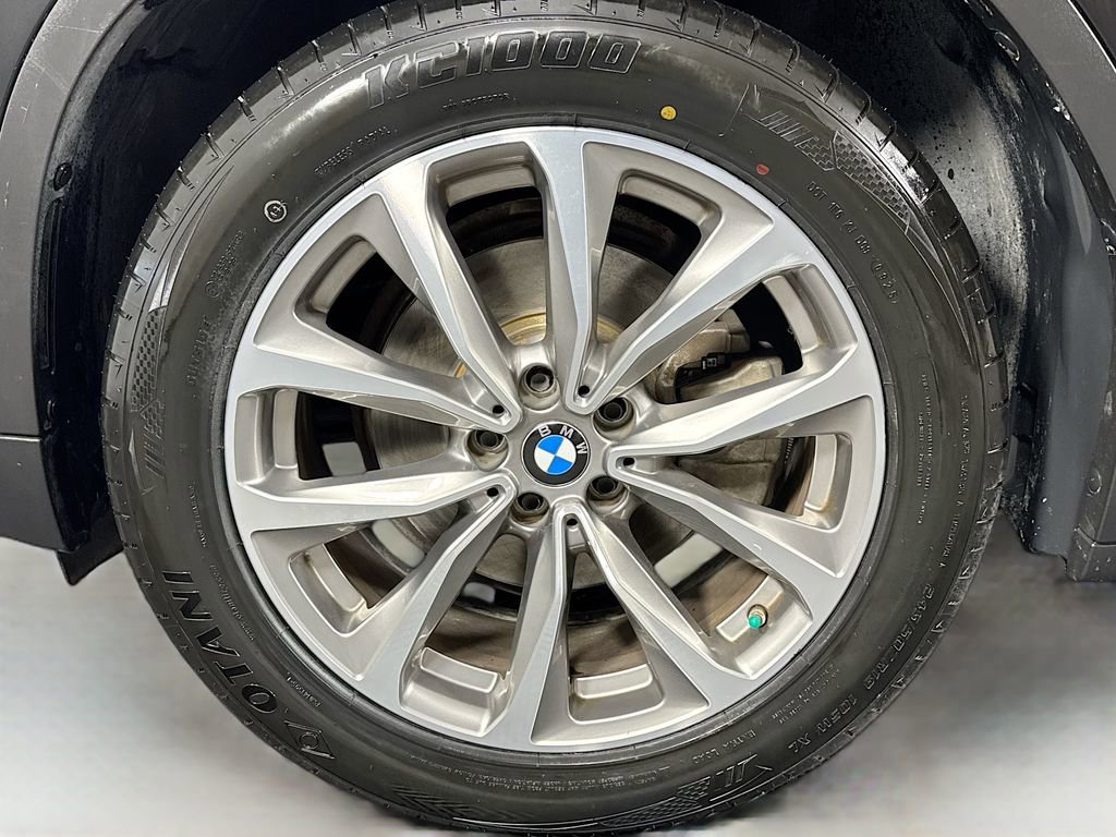Used 2019 BMW X3 sDrive30i w/ Driving Assistance Package RWD image 39