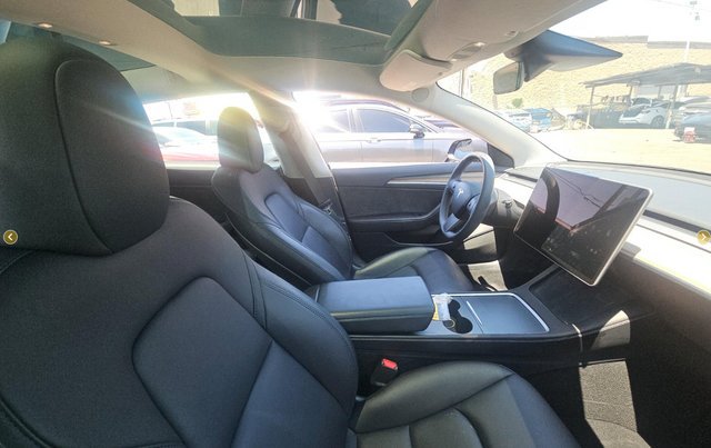 Used 2023 Tesla Model 3 Standard Range RWD image 10