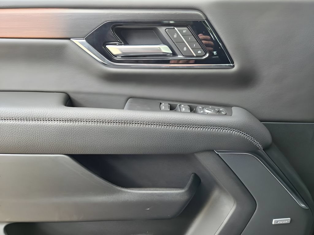 New 2026 GMC Yukon Denali w/ Advanced Technology Package AWD/4WD image 14