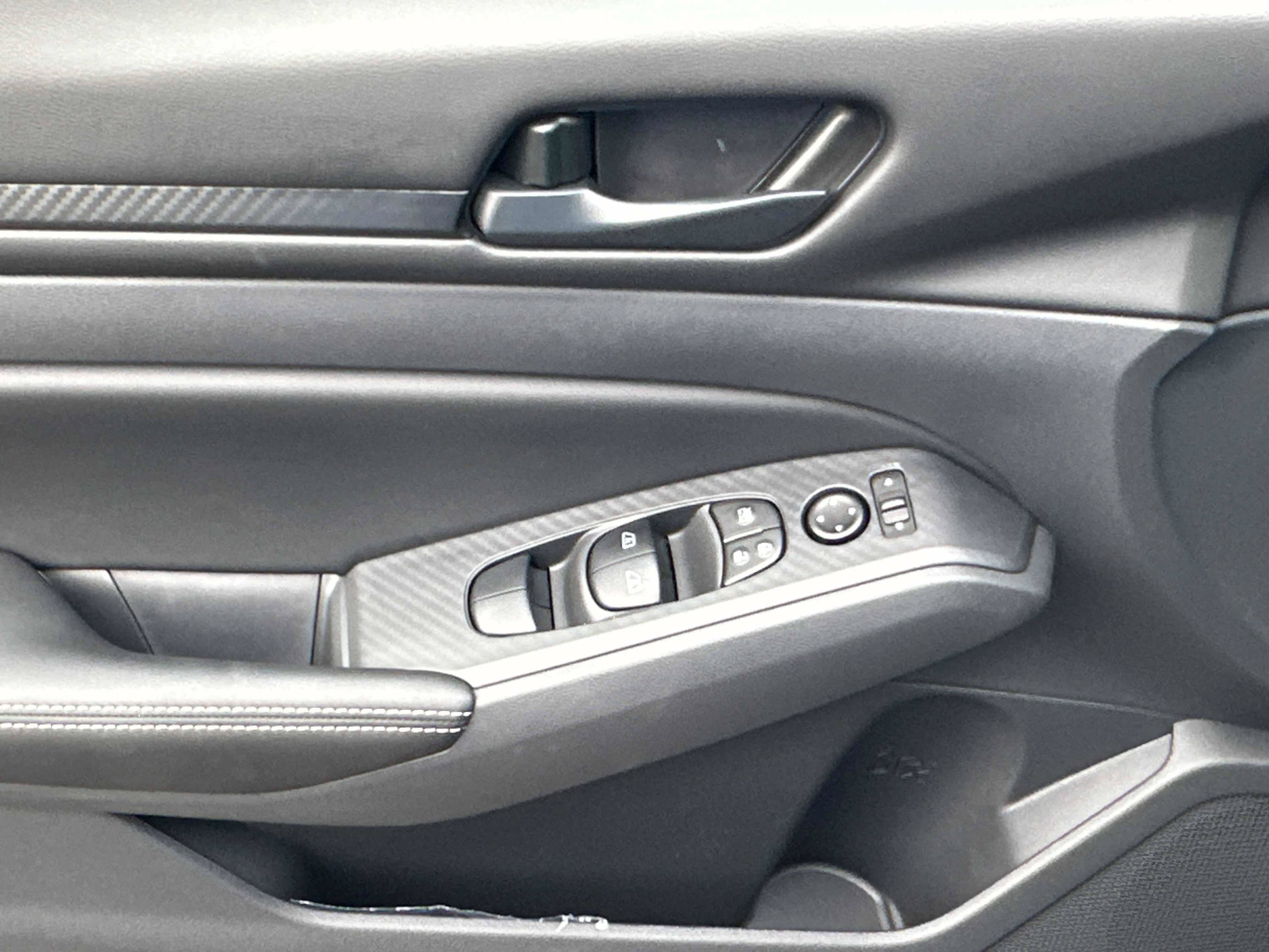 New 2026 Nissan Altima 2.5 SV FWD image 18