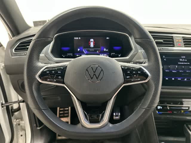 Used 2023 Volkswagen Tiguan SE R-Line AWD/4WD image 8