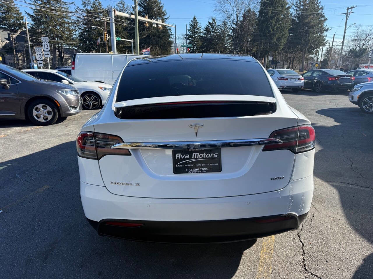 Used 2017 Tesla Model X 100D AWD/4WD image 3