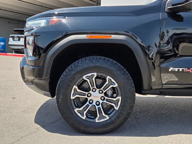 Certified 2023 GMC Canyon AT4 w/ AT4 Premium Package AWD/4WD image 9