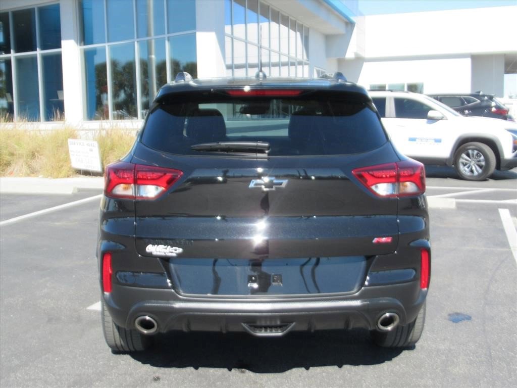 Certified 2023 Chevrolet TrailBlazer RS w/ Sun and Liftgate Package image 8