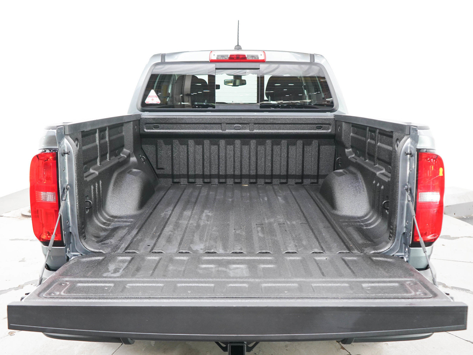 Used 2020 Chevrolet Colorado LT w/ LT Convenience Package AWD/4WD image 16