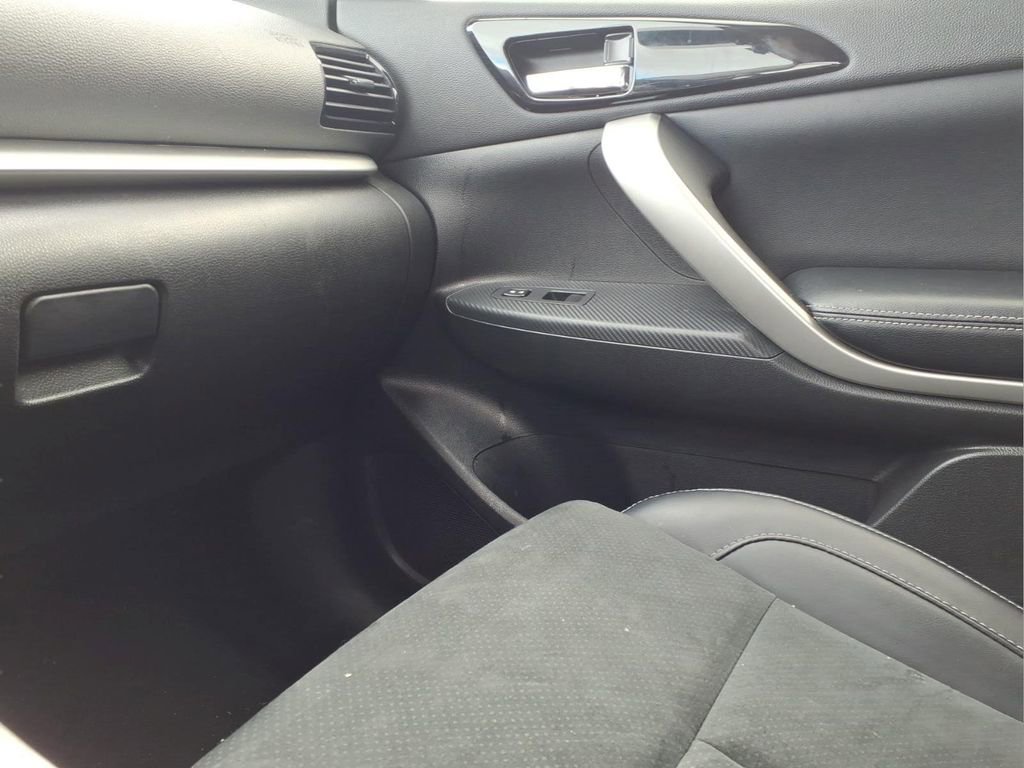 Used 2024 Mitsubishi Eclipse Cross SE AWD/4WD image 23