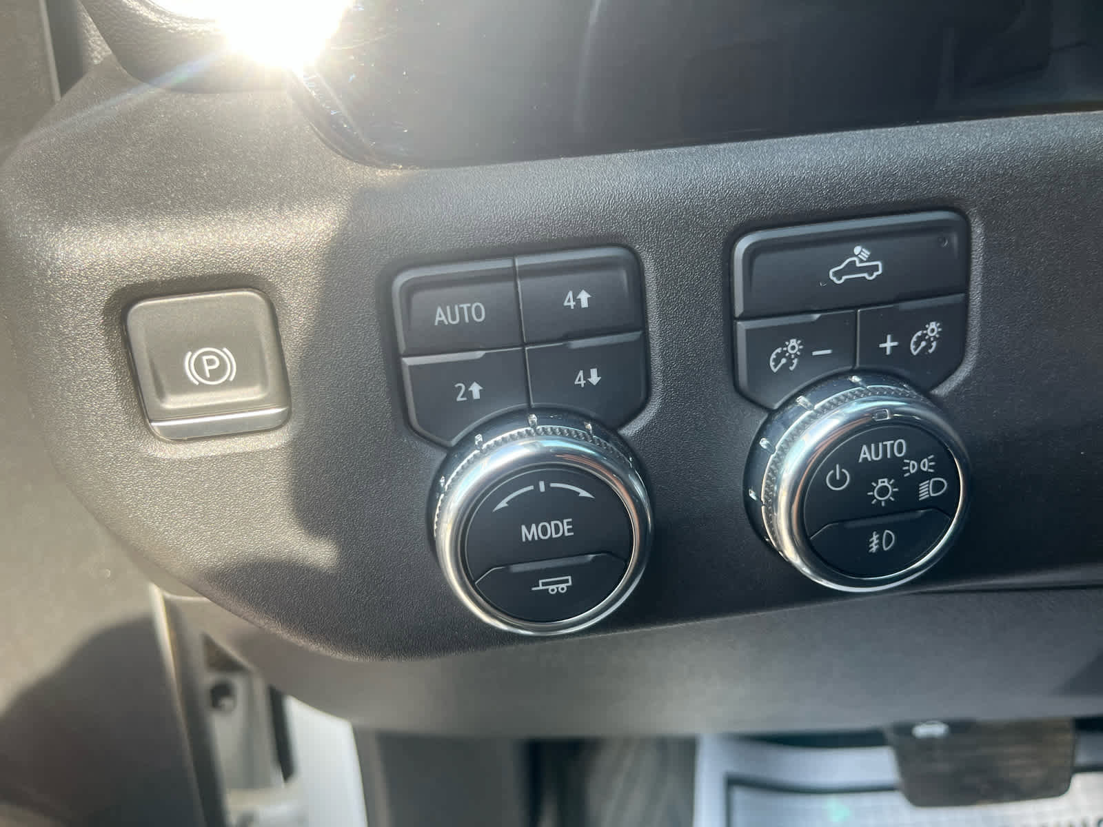 Used 2023 GMC Sierra 1500 Elevation w/ X31 Off-Road Package image 14