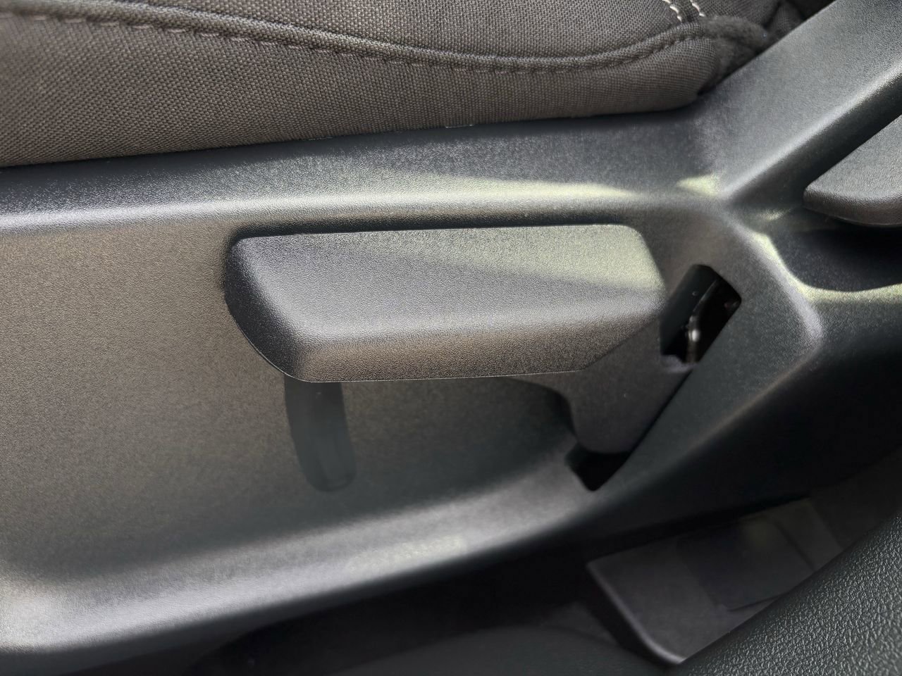 Used 2026 Ford Escape Active image 25